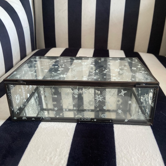 Killstar Clear Star Map Jewelry Box - Picture 5 of 5